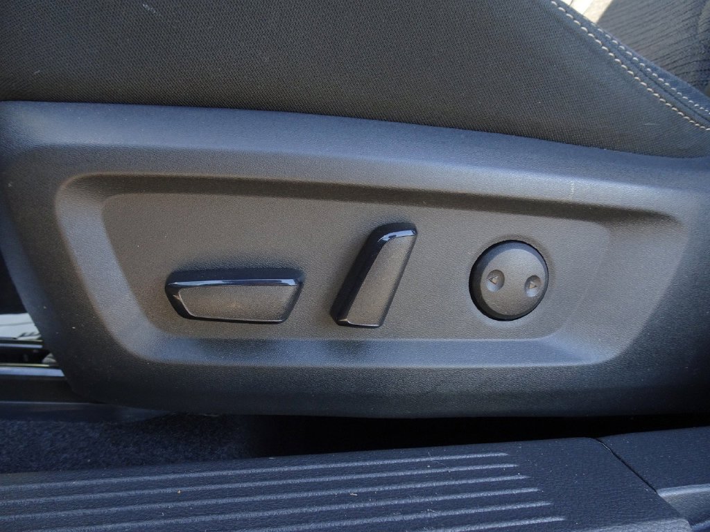 Used 2021 Nissan Rogue SV AWD/4WD image 10