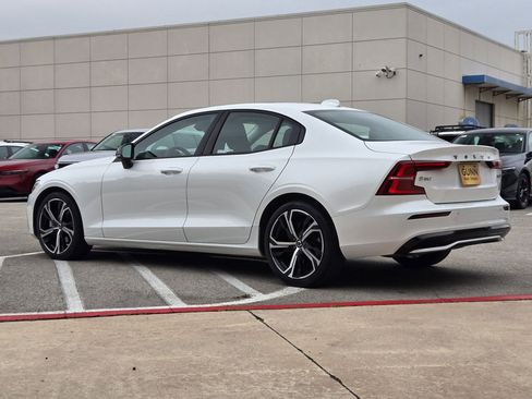 Used 2024 Volvo S60 B5 Core AWD/4WD image 5
