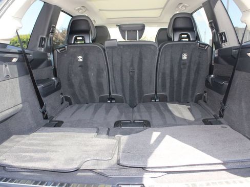 Used 2025 Volvo XC90 B6 Plus AWD/4WD image 34