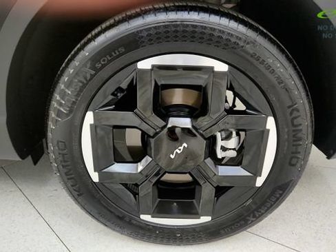 Used 2027 Kia Telluride EX w/ Towing Package FWD image 82