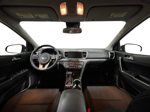 Used 2022 Kia Sportage LX FWD image 17
