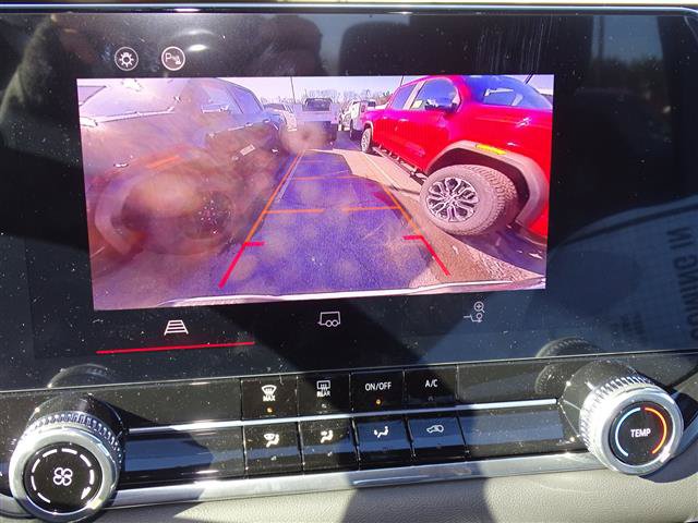 Used 2025 GMC Canyon Elevation RWD image 9