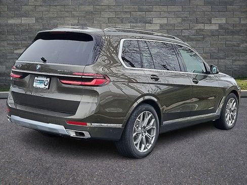 New 2026 BMW X7 xDrive40i w/ M Sport Package AWD/4WD image 7