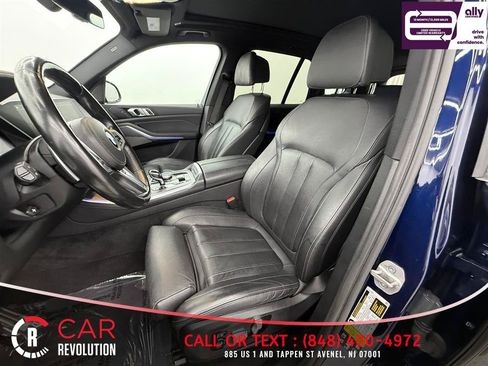 Used 2021 BMW X5 M50i w/ Premium Package AWD/4WD image 11
