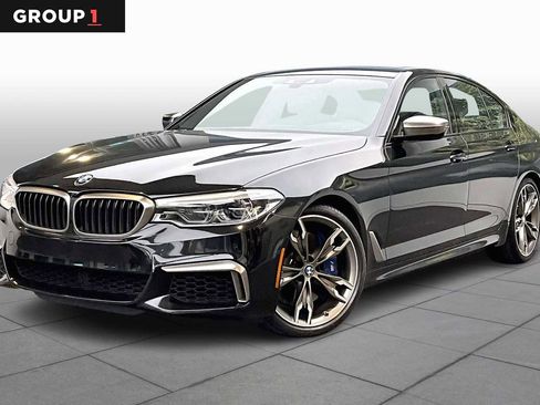 Used 2020 BMW M550i xDrive M550i xDrive w/ Executive Package image 1