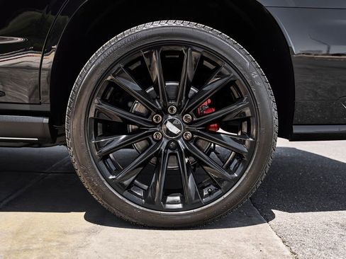 Used 2026 Cadillac Escalade V AWD/4WD image 25