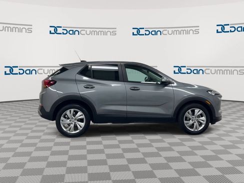Used 2025 Buick Encore GX Preferred FWD image 9