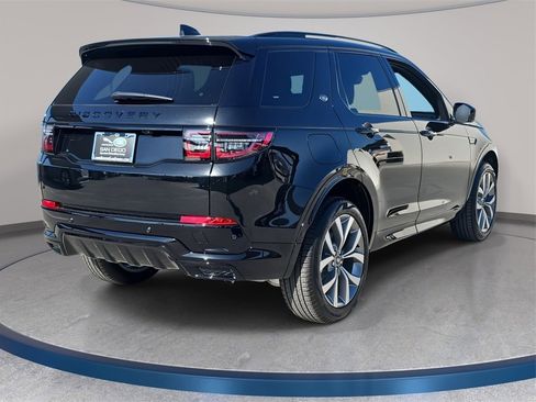 New 2026 Land Rover Discovery Sport Landmark image 5