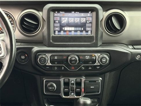 Used 2020 Jeep Gladiator Sport w/ Quick Order Package 24S image 17