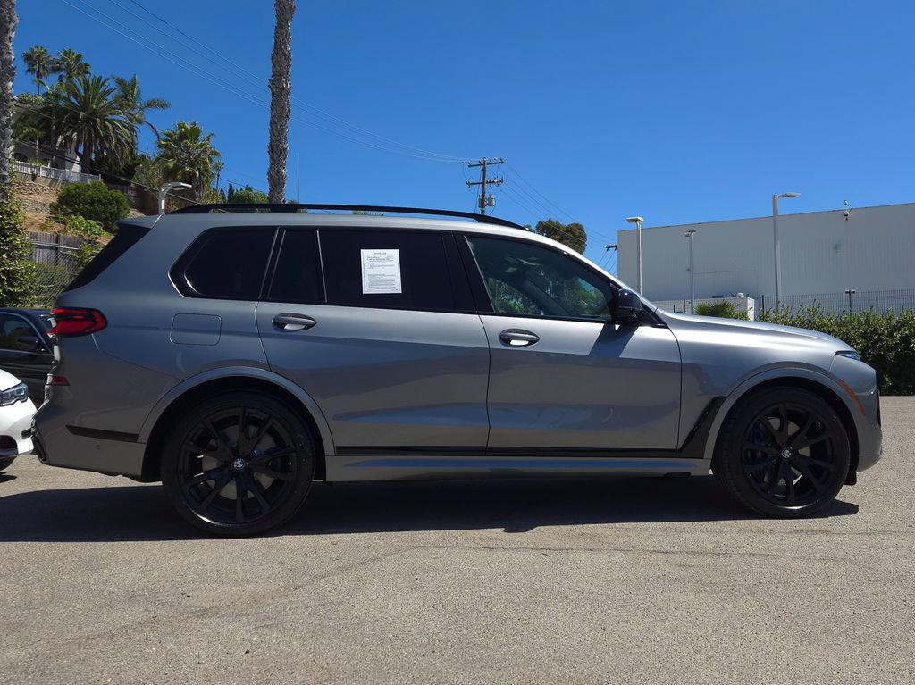 Used 2024 BMW X7 M60i w/ Climate Comfort Package AWD/4WD image 4