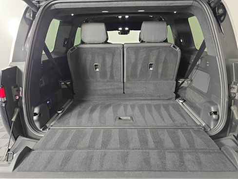 Used 2023 Rivian R1S Adventure image 15