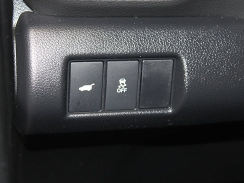 Used 2024 Honda Pilot Touring image 7