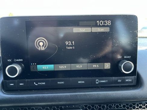 Used 2023 Honda HR-V LX image 14