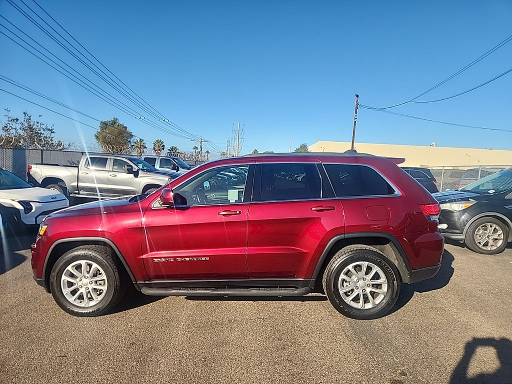 Used 2021 Jeep Grand Cherokee Laredo AWD/4WD image 9