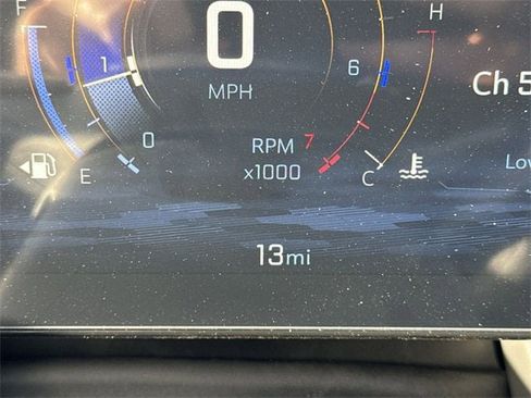 New 2025 Chevrolet Equinox LT w/ Safety and Technology Package image 12