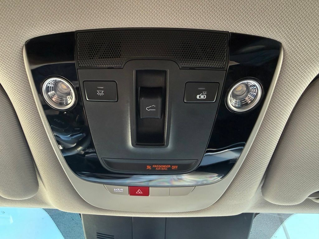 Used 2025 Kia Sorento EX w/ Panoramic Sunroof Package FWD image 32