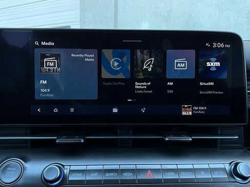 Used 2025 Hyundai Kona SEL image 32