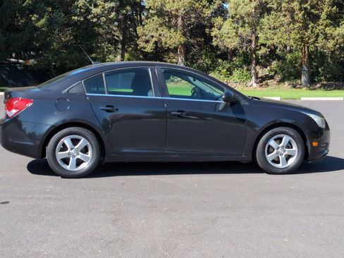 Used 2014 Chevrolet Cruze LT image 3
