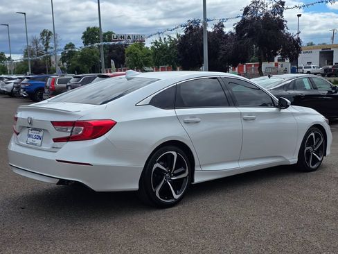 Used 2018 Honda Accord Sport image 28