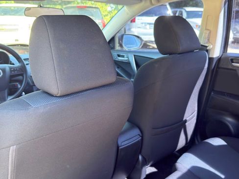 Used 2011 MAZDA MAZDA3 i Touring FWD image 22