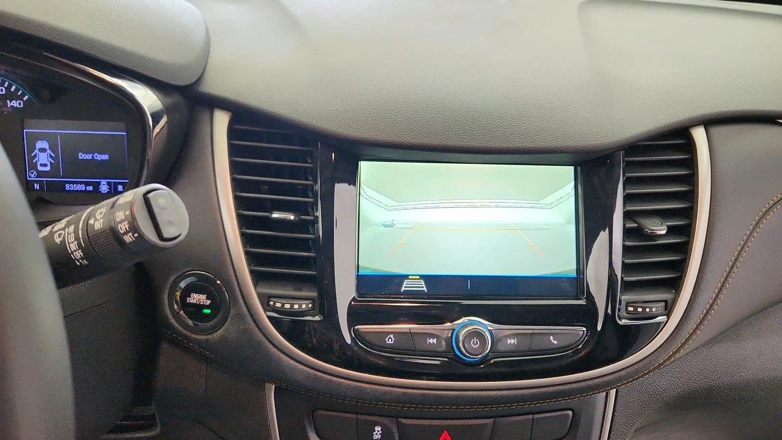 Used 2019 Chevrolet Trax LT w/ Driver Confidence Package FWD image 18