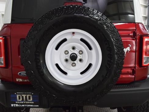 Used 2025 Ford Bronco Heritage Edition AWD/4WD image 21
