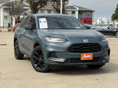 Used 2024 Honda HR-V Sport image 2