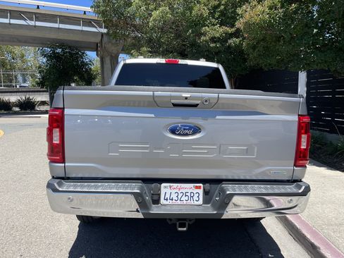 Used 2022 Ford F150 XLT w/ Equipment Group 302A High AWD/4WD image 9