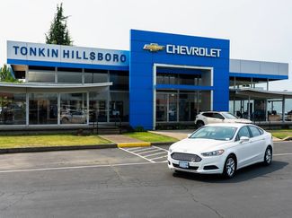 Used 2016 Ford Fusion SE FWD video 1