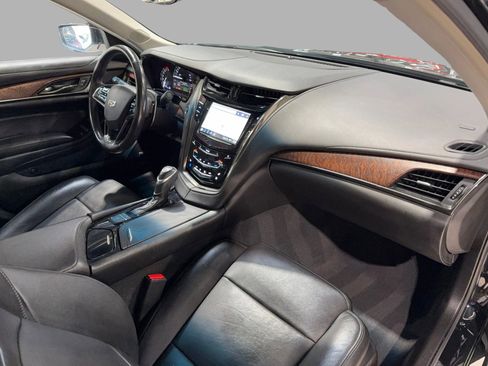 Used 2018 Cadillac CTS Luxury image 21