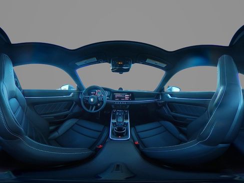 Used 2025 Porsche 911 Carrera GTS image 30