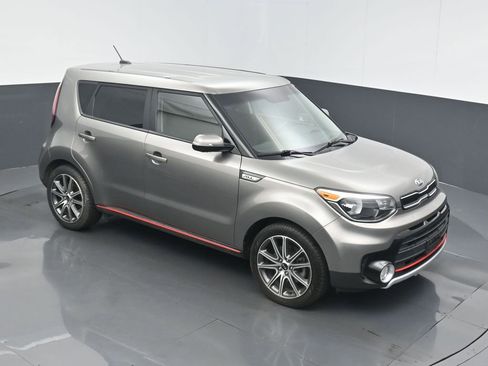 Used 2019 Kia Soul ! FWD image 27