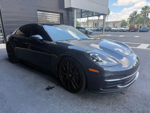 Used 2018 Porsche Panamera image 5