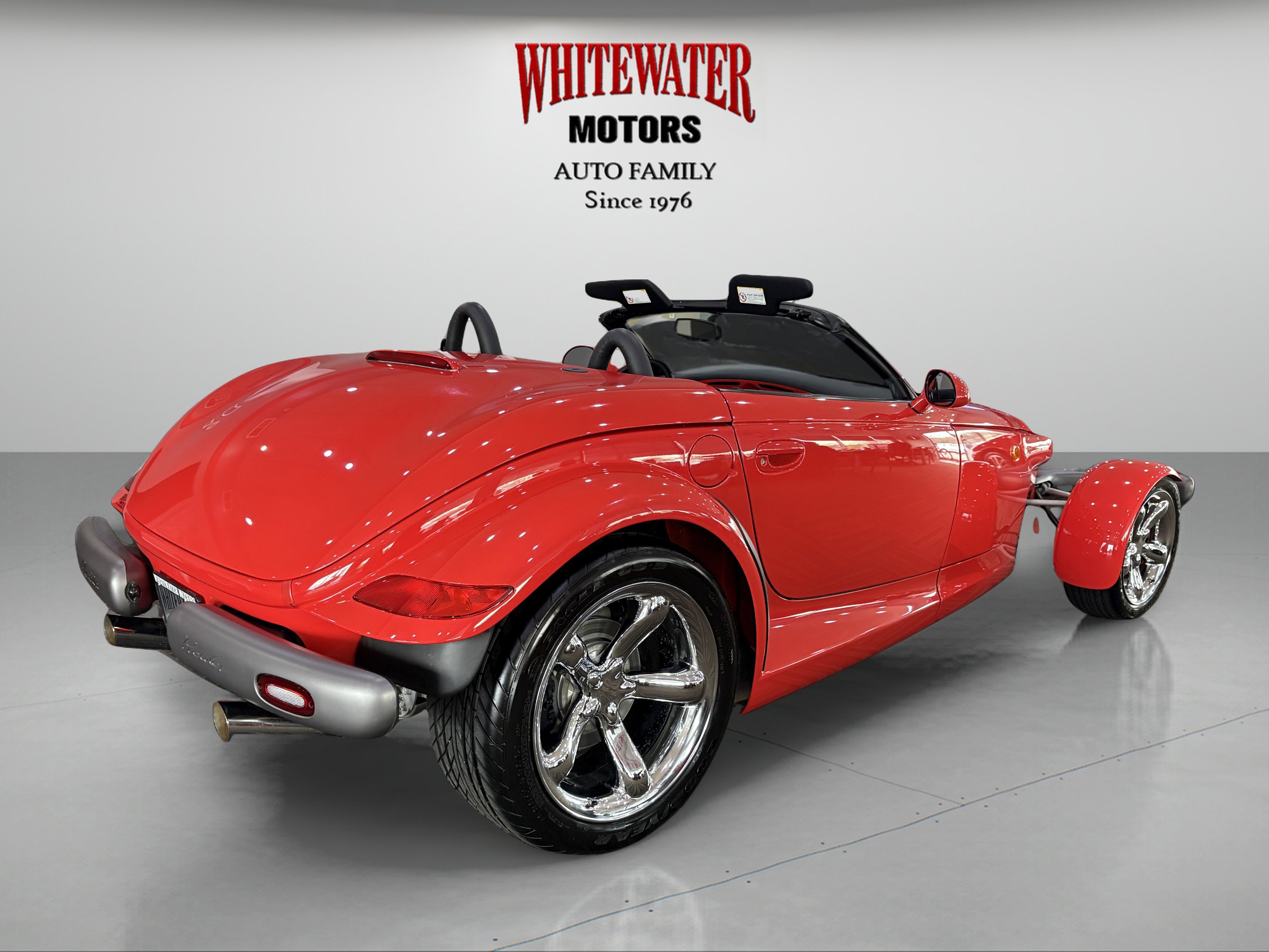 Used 1999 Plymouth Prowler RWD image 5