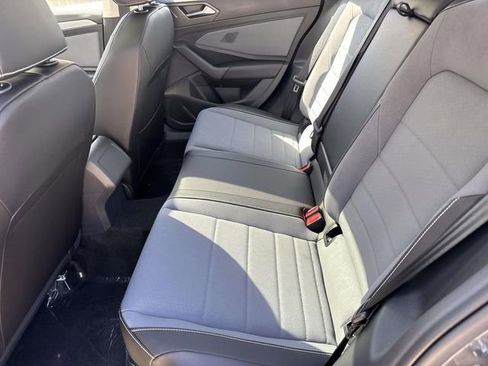 New 2026 Volkswagen Jetta SE image 13