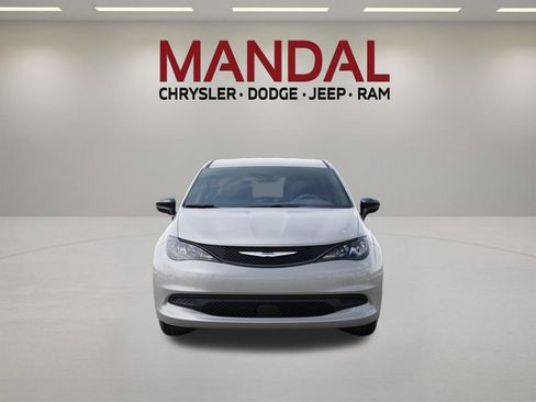 New 2026 Chrysler Voyager LX FWD image 6