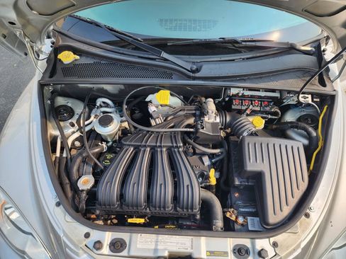 Used 2009 Chrysler PT Cruiser w/ Fleet Value Group I image 15