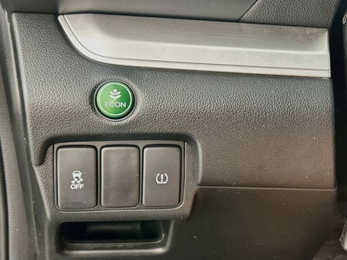 Used 2016 Honda CR-V EX image 16