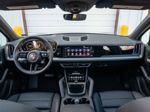 New 2026 Porsche Cayenne AWD/4WD image 22