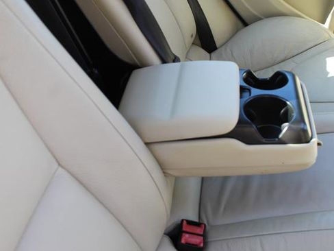 Used 2014 Volvo S60 T5 image 27