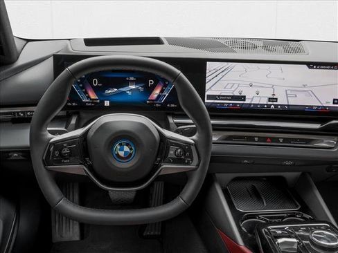 New 2026 BMW i5 M60 w/ Executive Package image 4