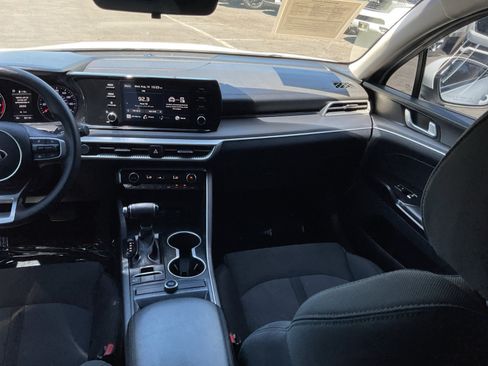 Used 2021 Kia K5 LXS FWD image 16