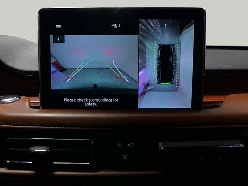 Used 2021 Lincoln Aviator Reserve w/ Equipment Group 201A image 16