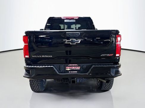 New 2026 Chevrolet Silverado 2500 ZR2 AWD/4WD image 9