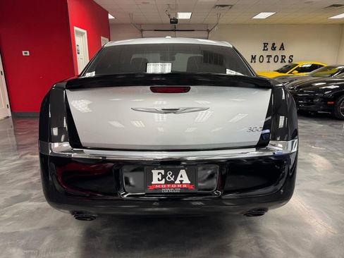Used 2014 Chrysler 300 RWD image 13