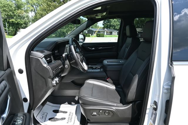 Used 2022 GMC Yukon Denali w/ Max Trailering Package AWD/4WD image 29