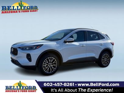 New 2025 Ford Escape SE w/ PHEV Premium Package