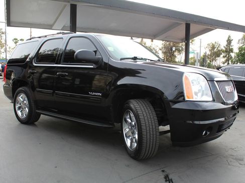 Used 2013 GMC Yukon SLT AWD/4WD image 7