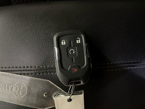 Used 2021 GMC Terrain SLE w/ Driver Convenience Package FWD image 24