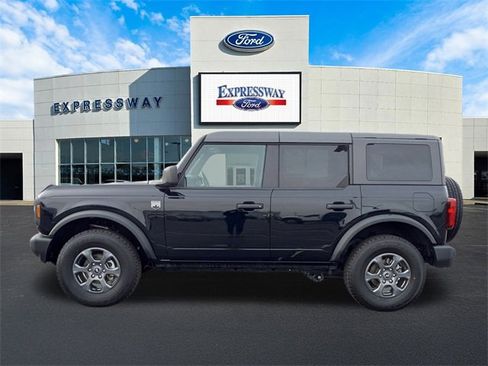Used 2025 Ford Bronco Big Bend image 9